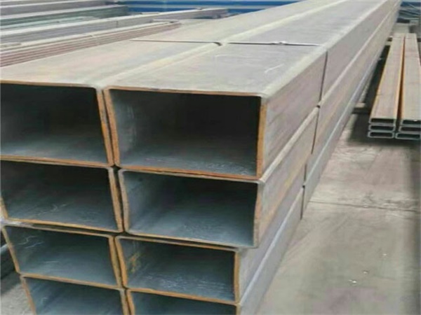 莎车<font style='color:red'>Q355B无缝方管</font>大厂出货